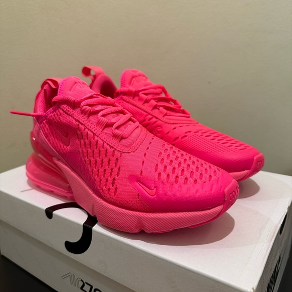 NIB Women's Nike Air Max 270 Triple Hyper Pink Bubblegum FD0293 600 - Picture 4 of 7